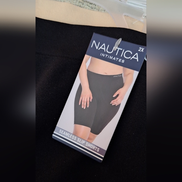 Nautica Set Of 2 Seamless Slip Shorts Black Beige Super Soft Seamless Size 2X - Picture 3 of 4